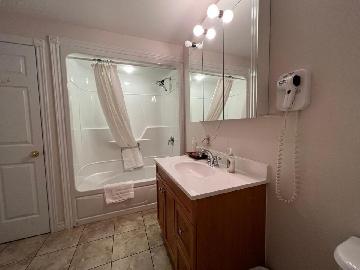 Lee'S Ocean Peek B & B Stratford 외부 사진
