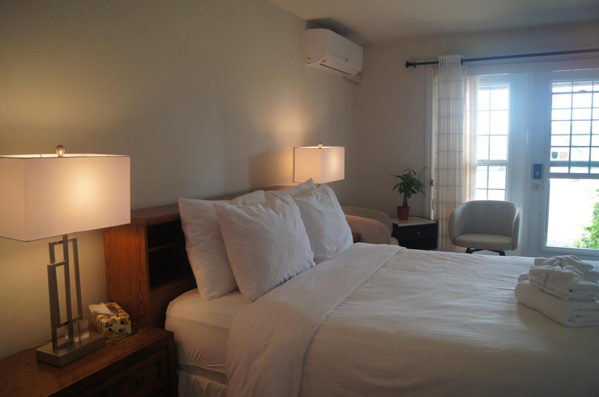 Lee'S Ocean Peek B & B Stratford 외부 사진